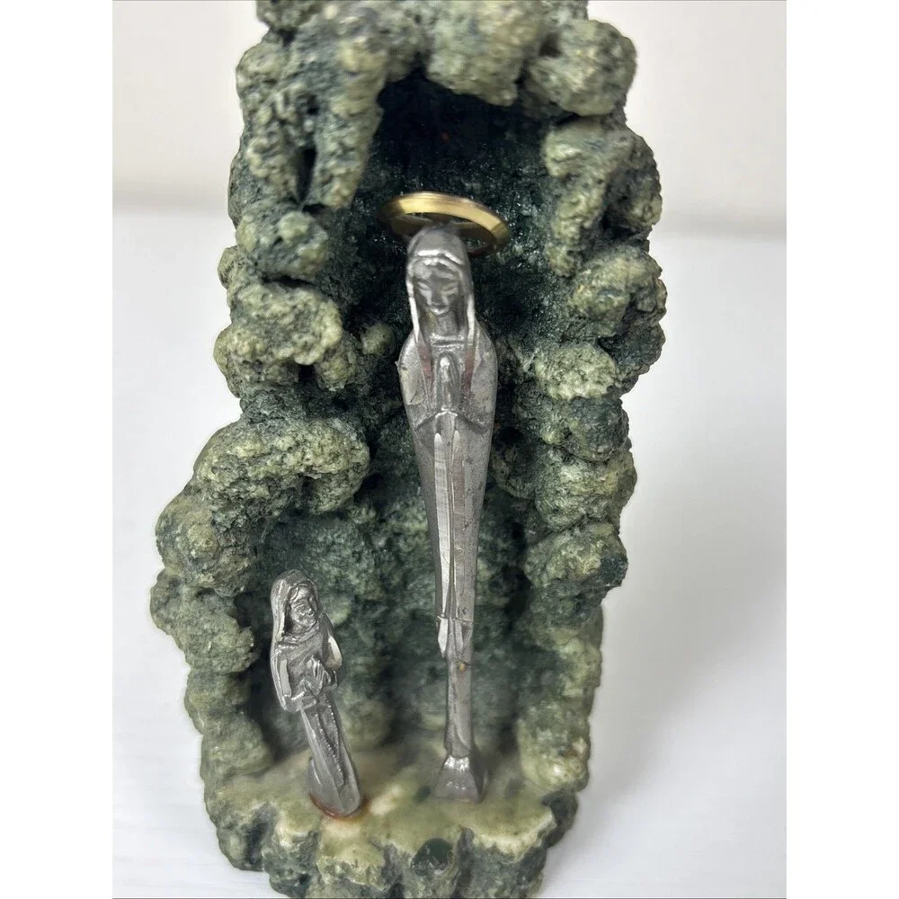 Lourdes Grotto Virgin Mary St Bernadette Freestanding Resin Metal 5